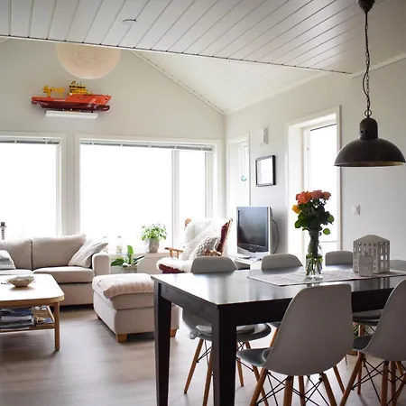 Gorgeous In With House Sea View Holiday home *