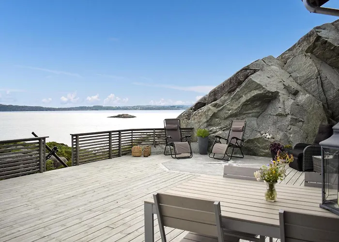 Nyaraló In With House Sea View